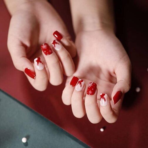 BSLVWG 24 Pieces False Christmas Nails - Image 3